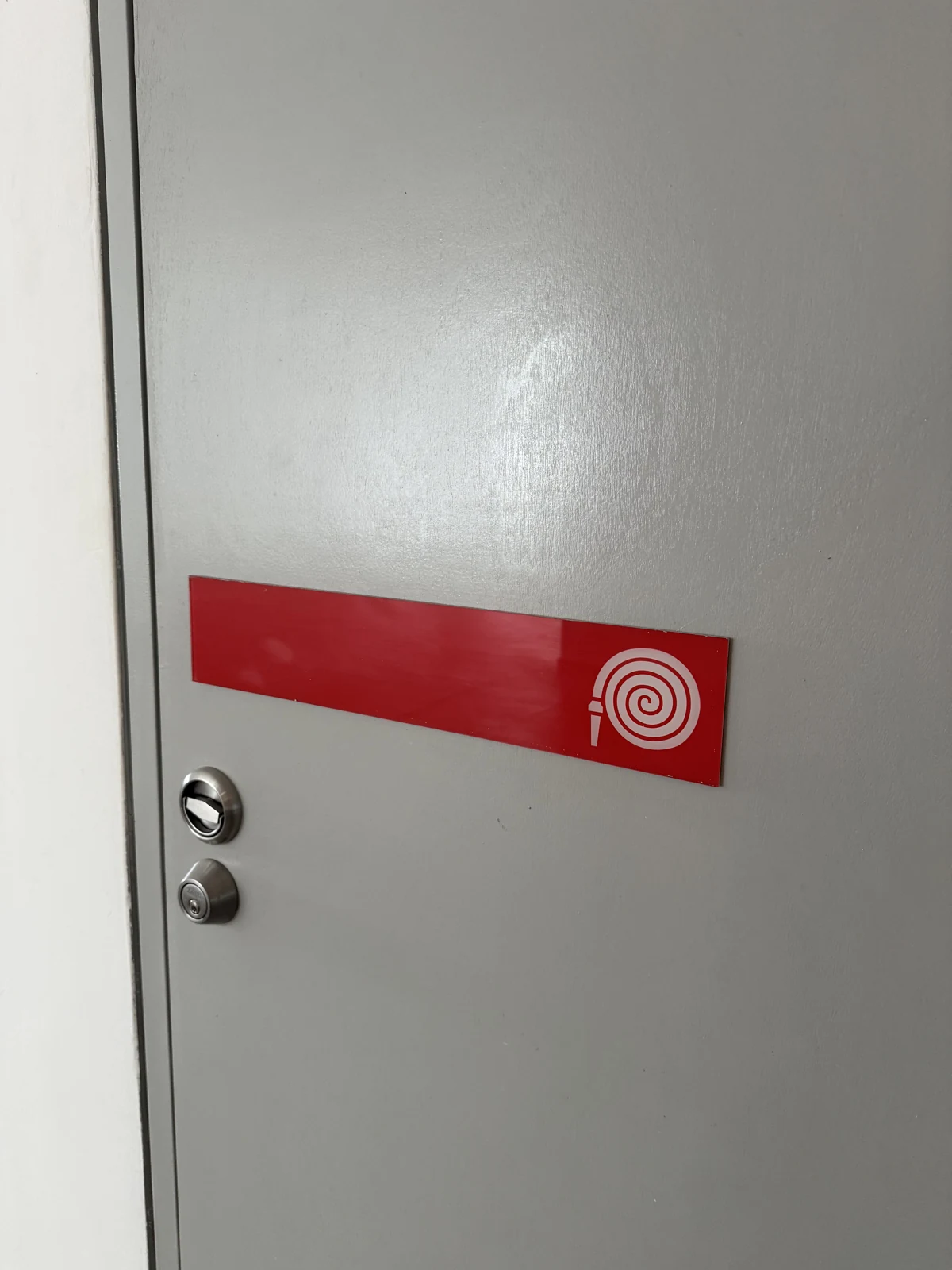 Installed fire-service identification